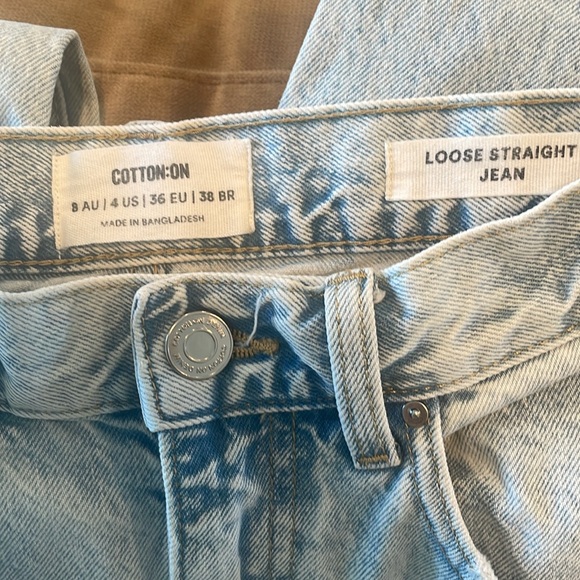 Cotton On light wash Loose Straight Leg 100% Cotton Jean high rise size 4 - Picture 7 of 8